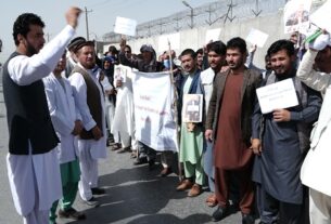 احتجاج الأطباء الأفغان